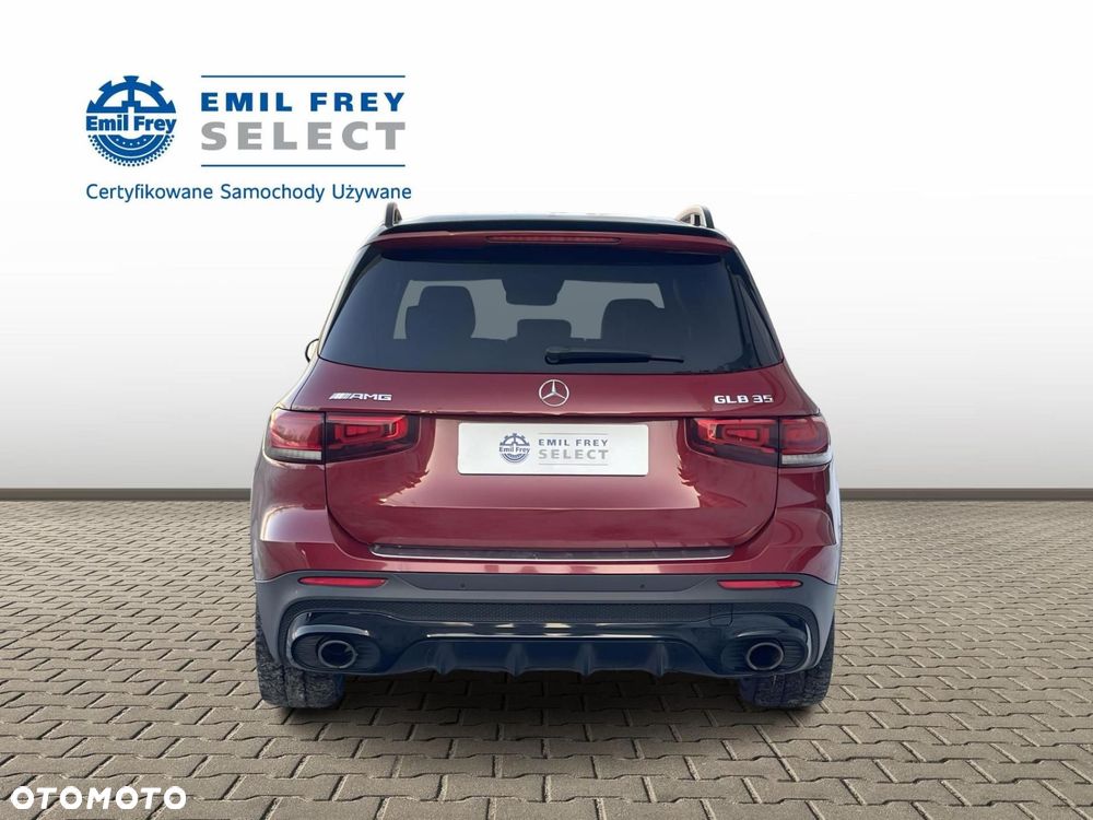 Mercedes-Benz GLB - 5