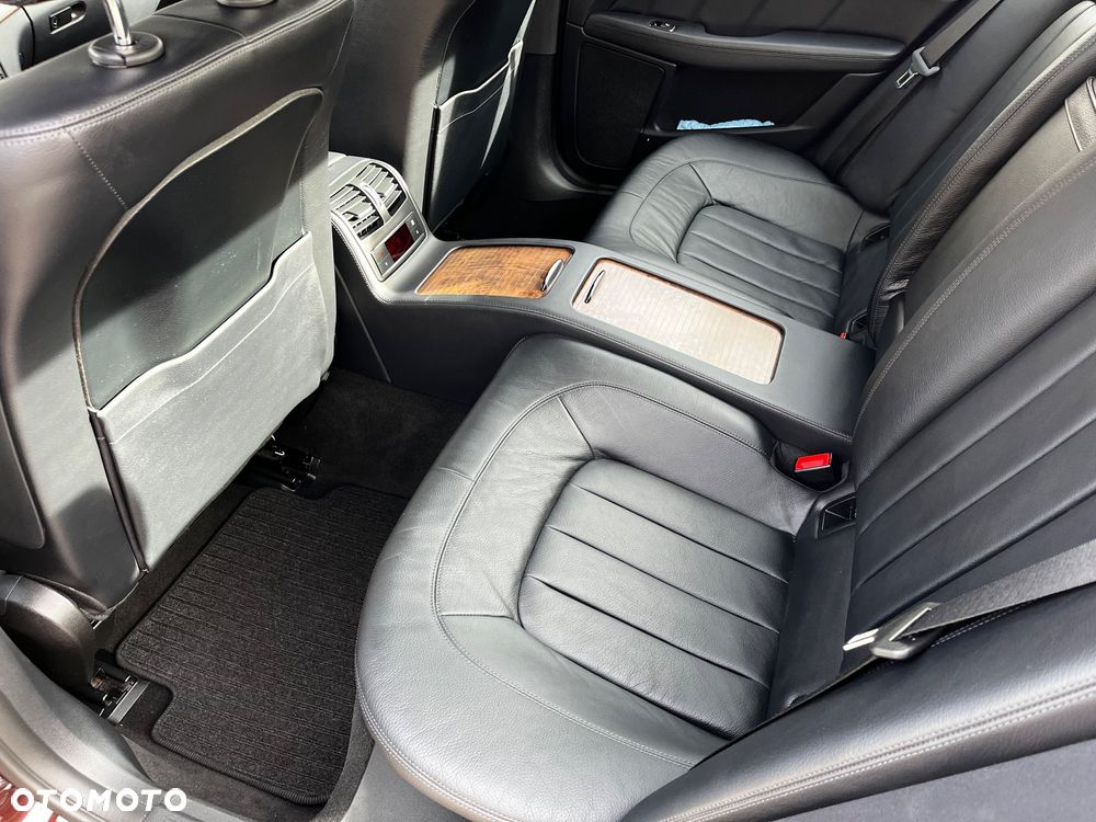 Mercedes-Benz CLS 500 4-Matic 7G-TRONIC - 19