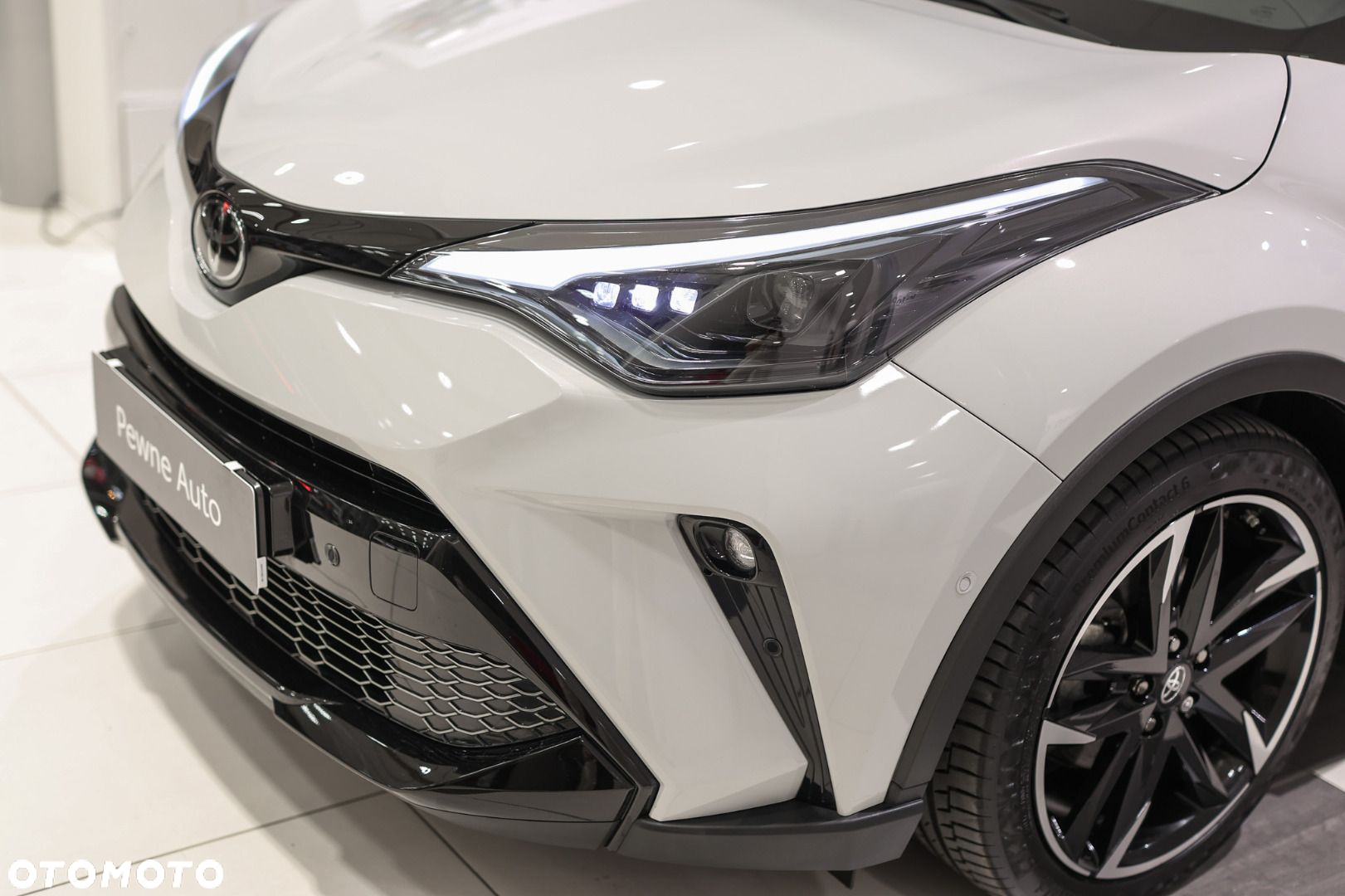 Toyota C-HR - 32