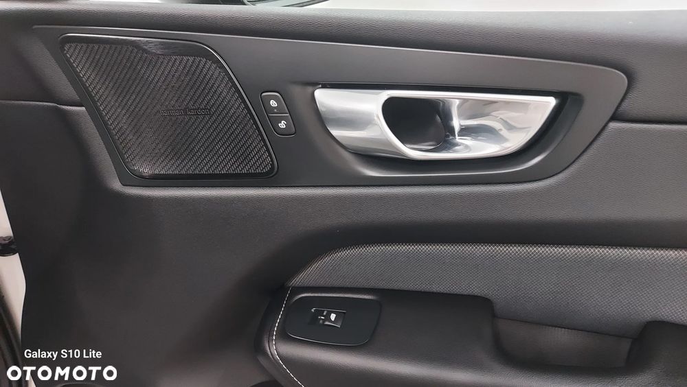 Volvo XC 60 B4 D Geartronic RDesign - 18