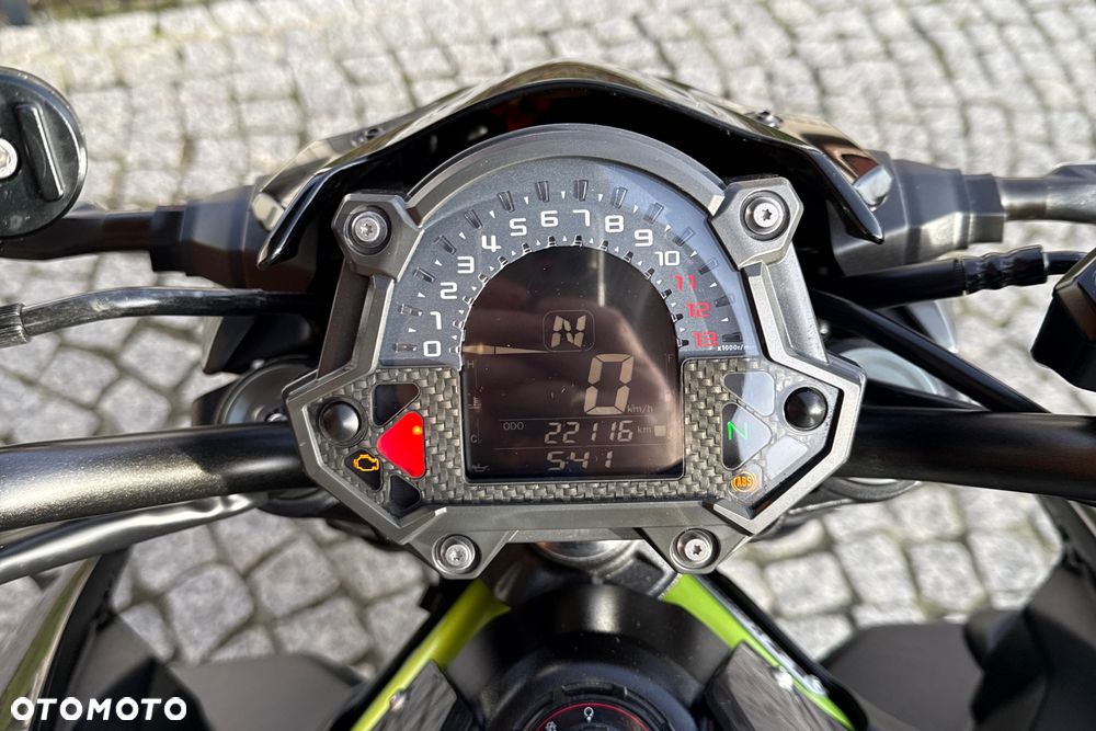 Kawasaki Z 900 - 21