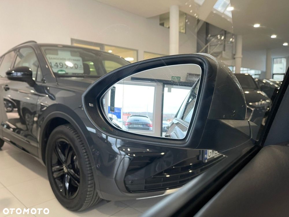 Volkswagen Golf 1.6 TDI BMT Comfortline - 27