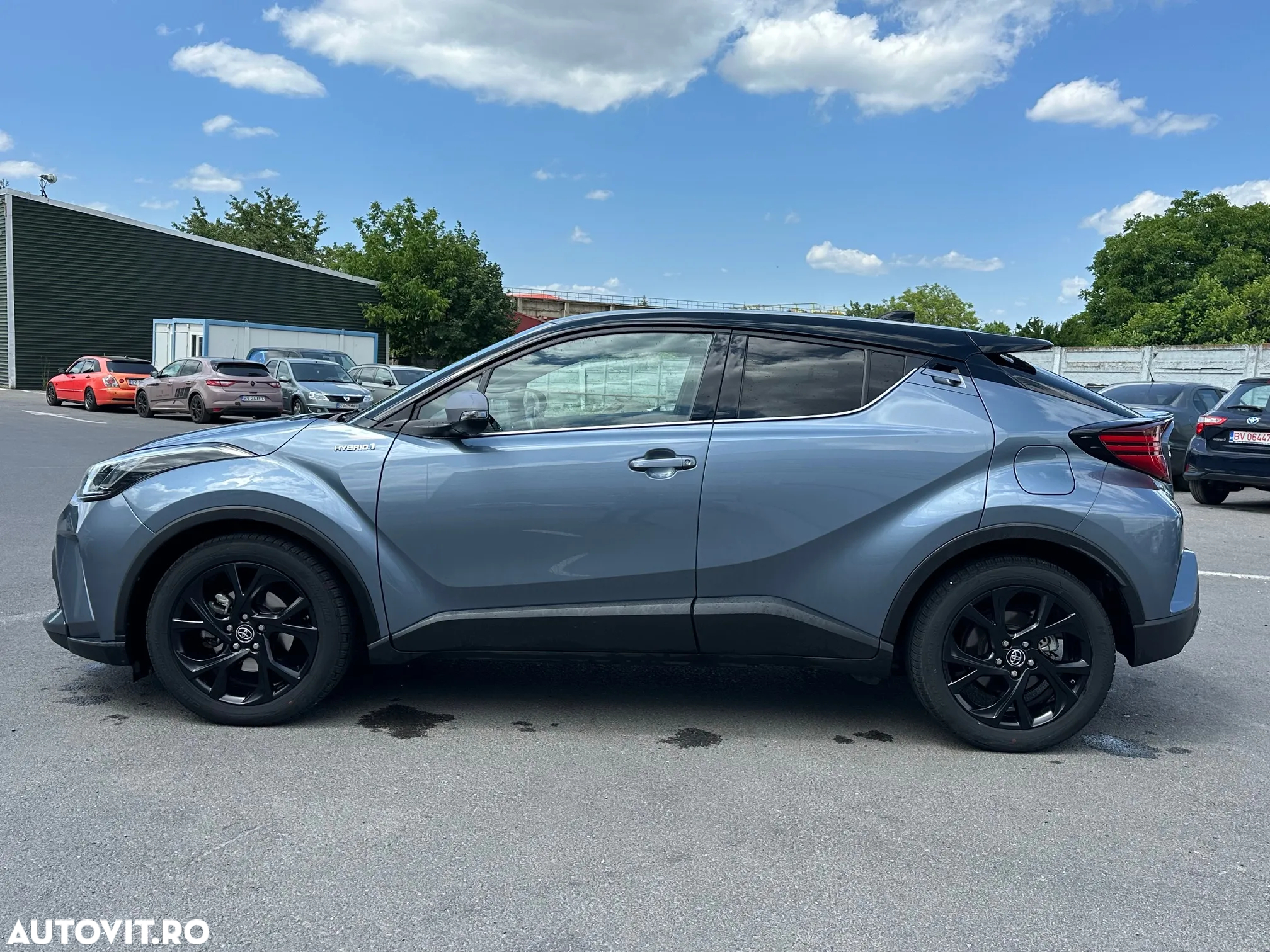 Toyota C-HR 2.0 HSD 184 CP 4x2 CVT Classy Bi-Tone - 15