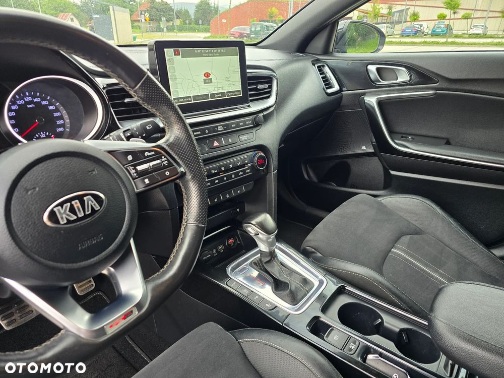 Kia ProCeed 1.6 CRDi GT Line DCT - 12