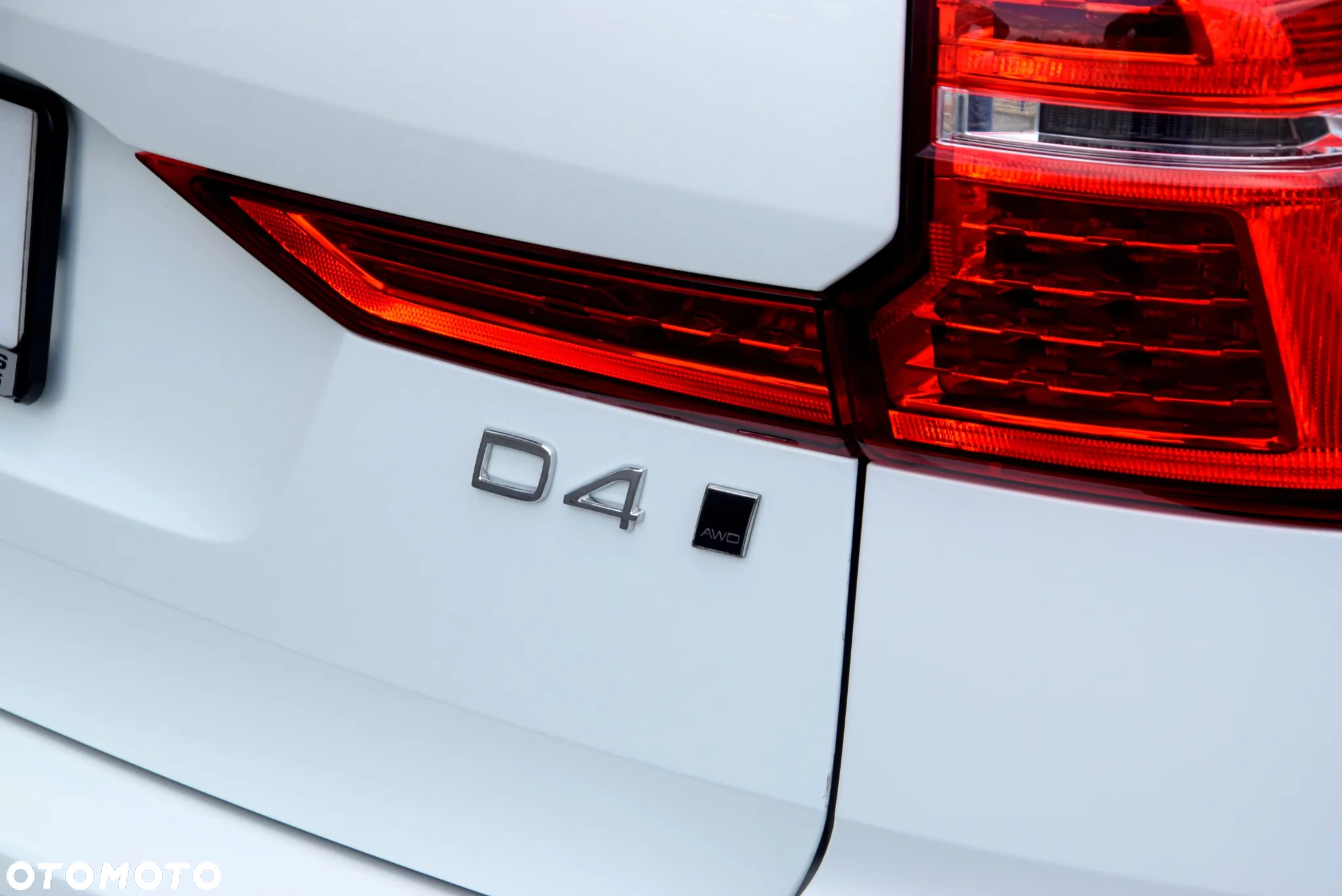 Volvo XC 60 D4 Momentum Pro - 9