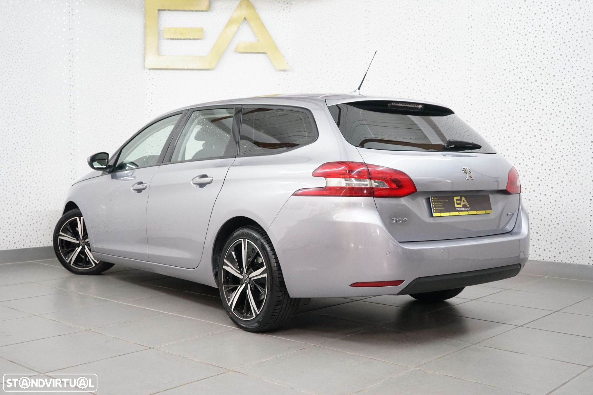 Peugeot 308 SW BlueHDi 120 EAT6 Stop & Start Active Business-Pack - 4