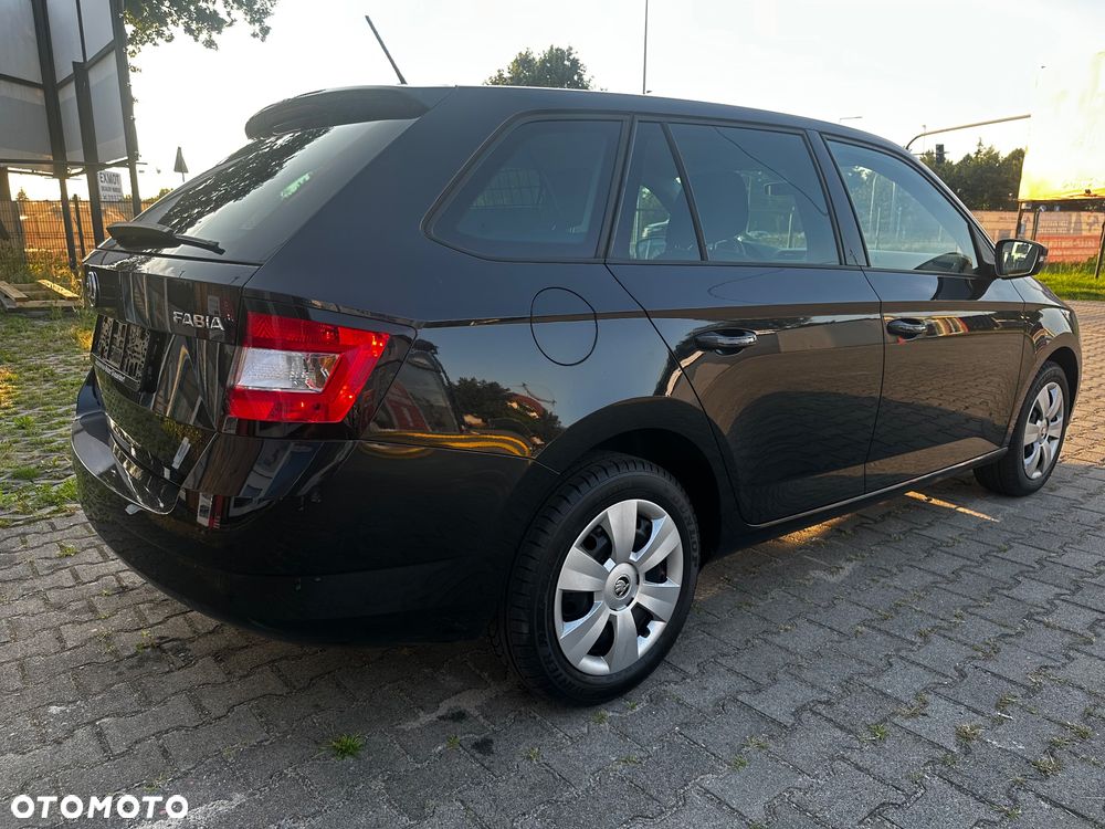 Skoda Fabia 1.2 TSI Active - 16