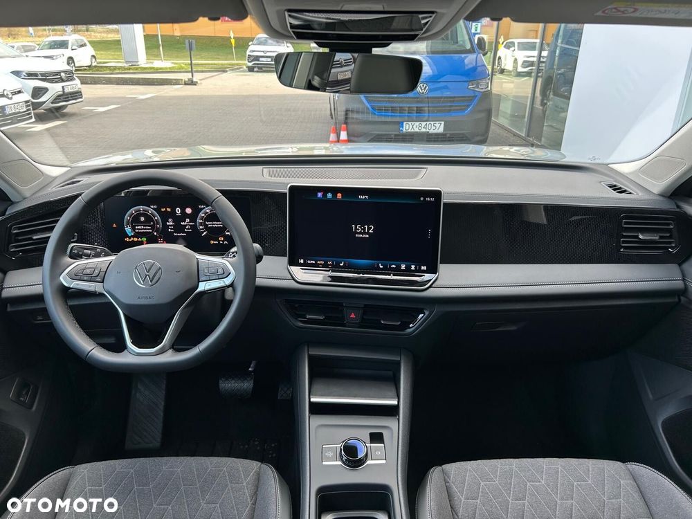 Volkswagen Tiguan - 9