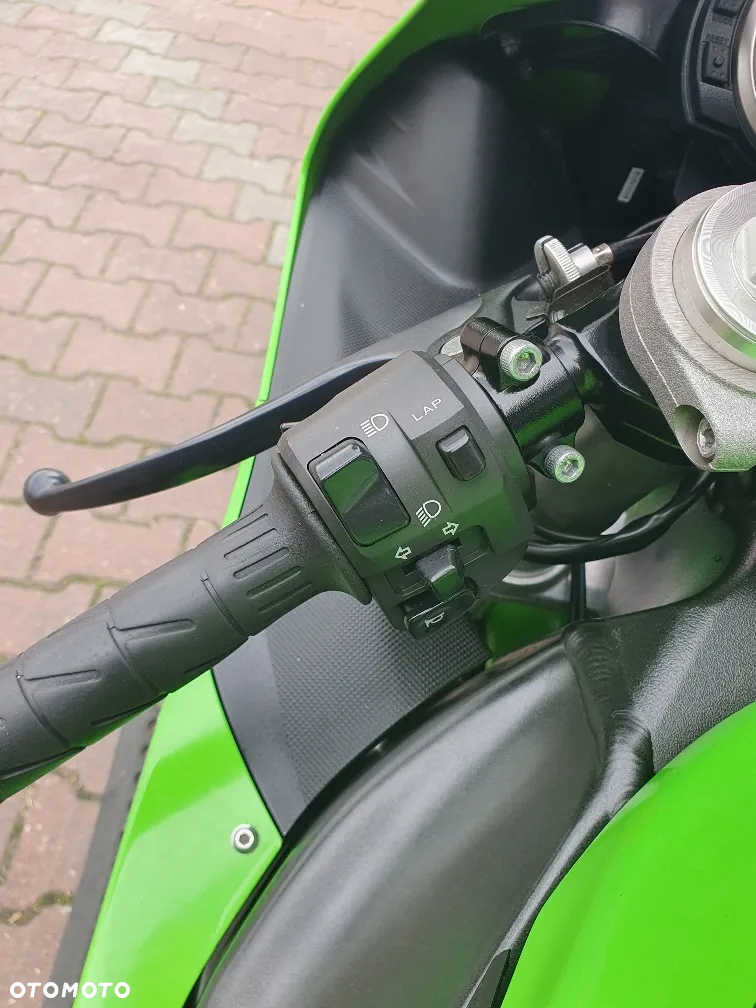 Kawasaki Ninja - 13