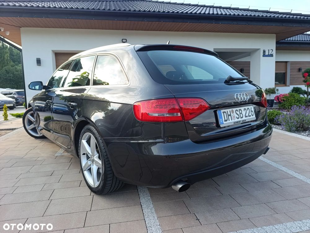 Audi A4 Avant - 9
