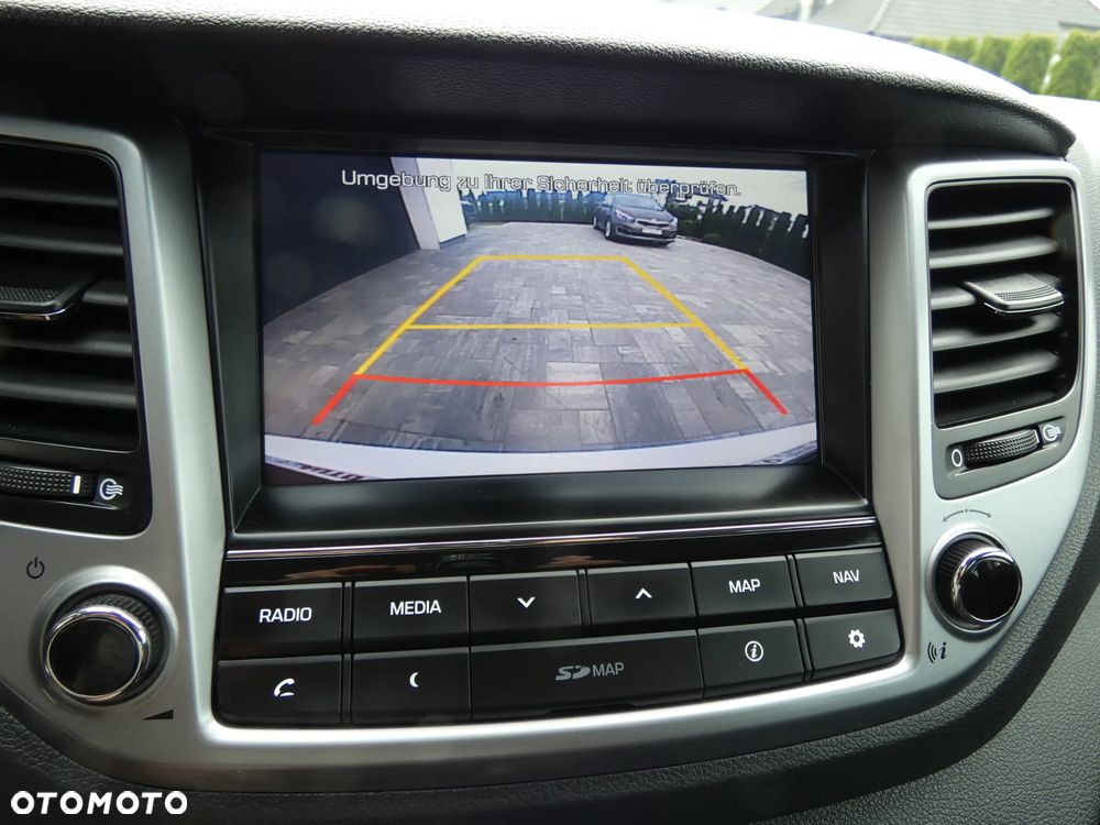 Hyundai Tucson 1.6 GDI BlueDrive Design 2WD - 25