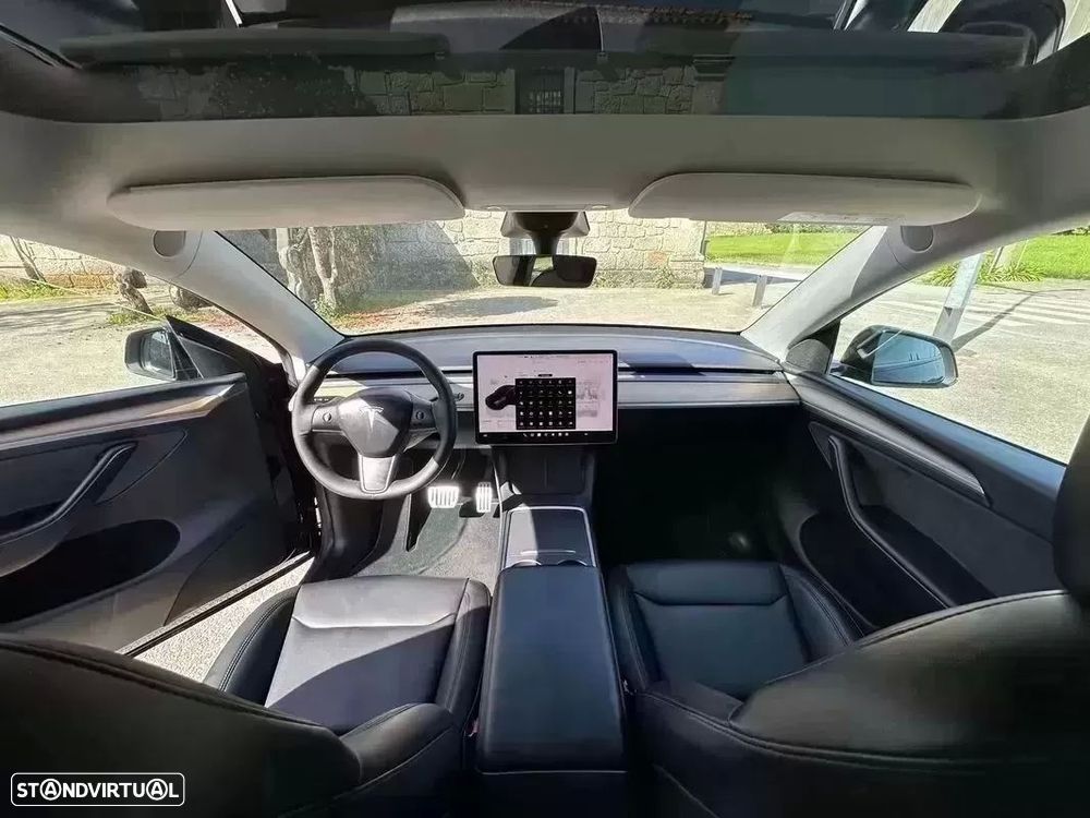 Tesla Model Y Performance Tração Integral - 16