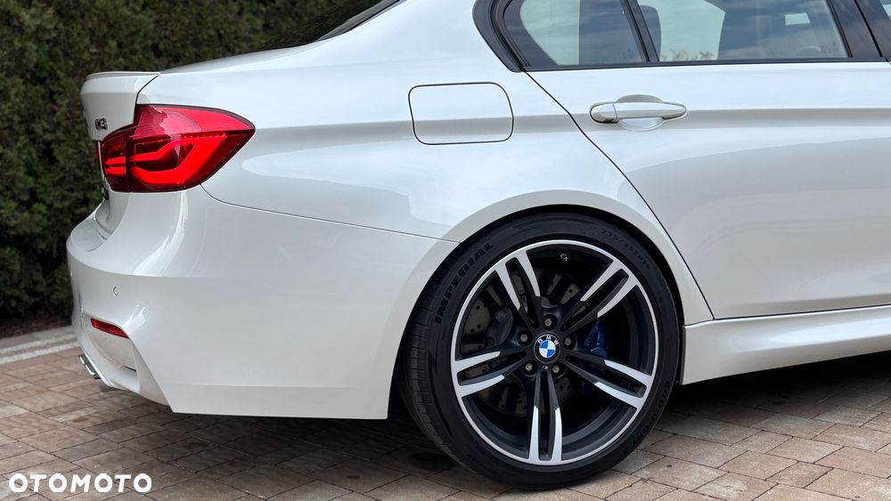 BMW M3 Standard - 27
