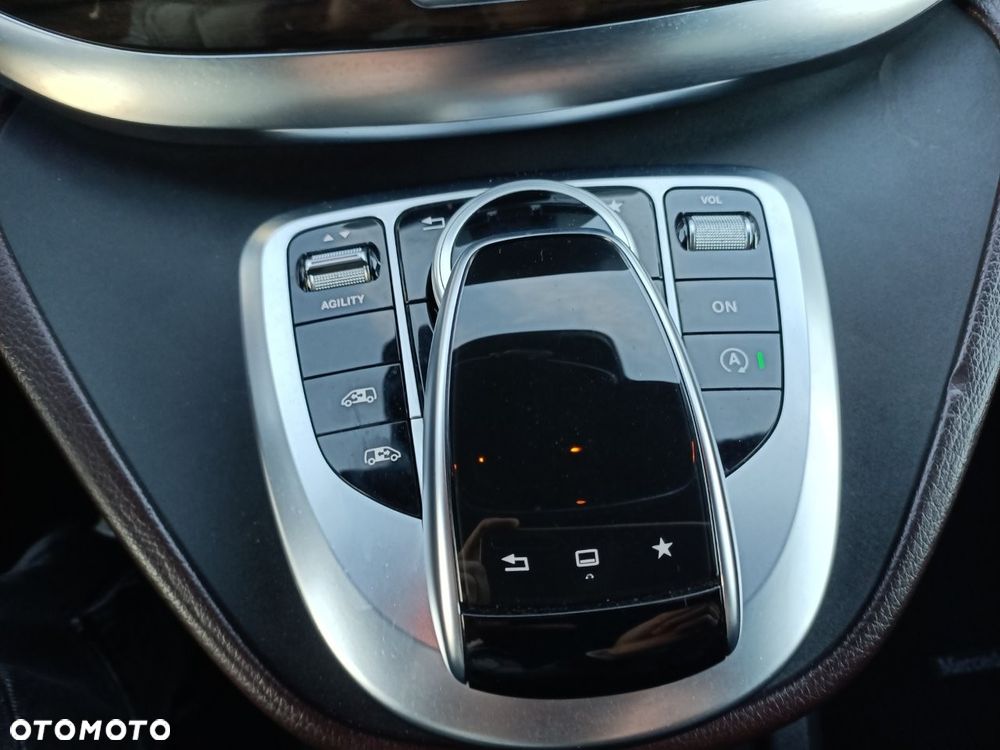 Mercedes-Benz Klasa V 250 BlueTEC lang 7G-TRONIC Edition 1 - 22