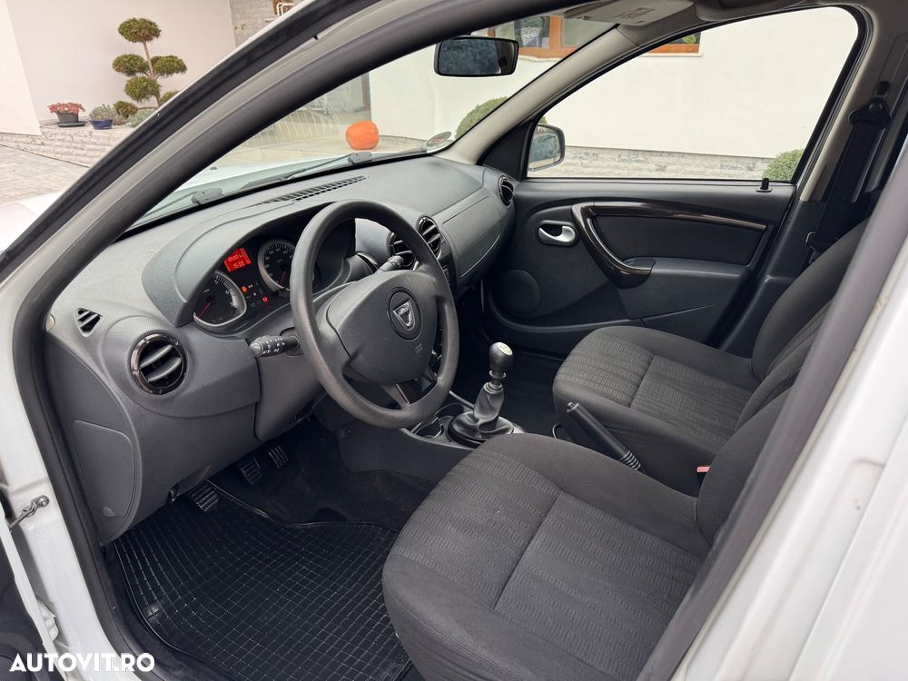 Dacia Duster dCi 110 FAP 4x2 Laureate - 8