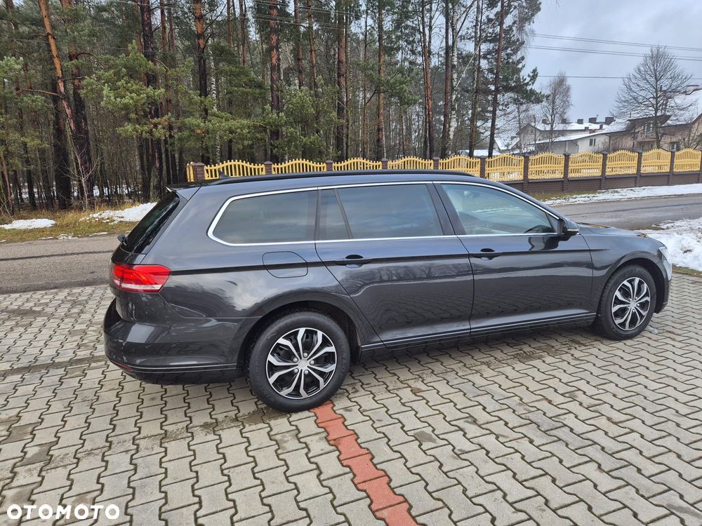 Volkswagen Passat 2.0 TDI SCR DSG Highline - 2