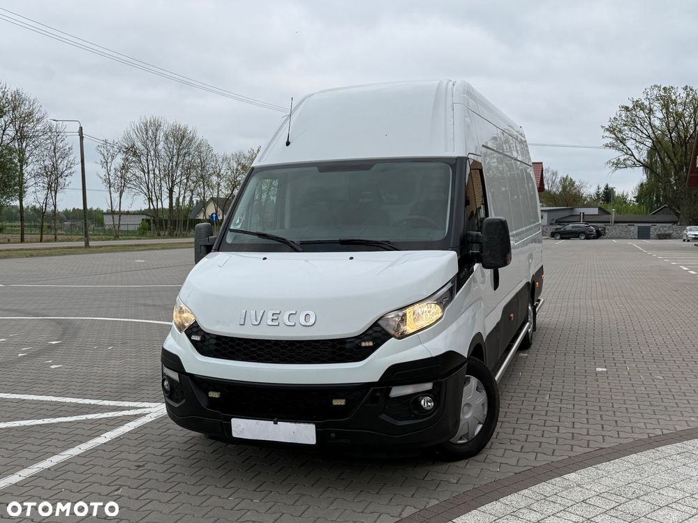 Iveco 35 S  3.0 - 19