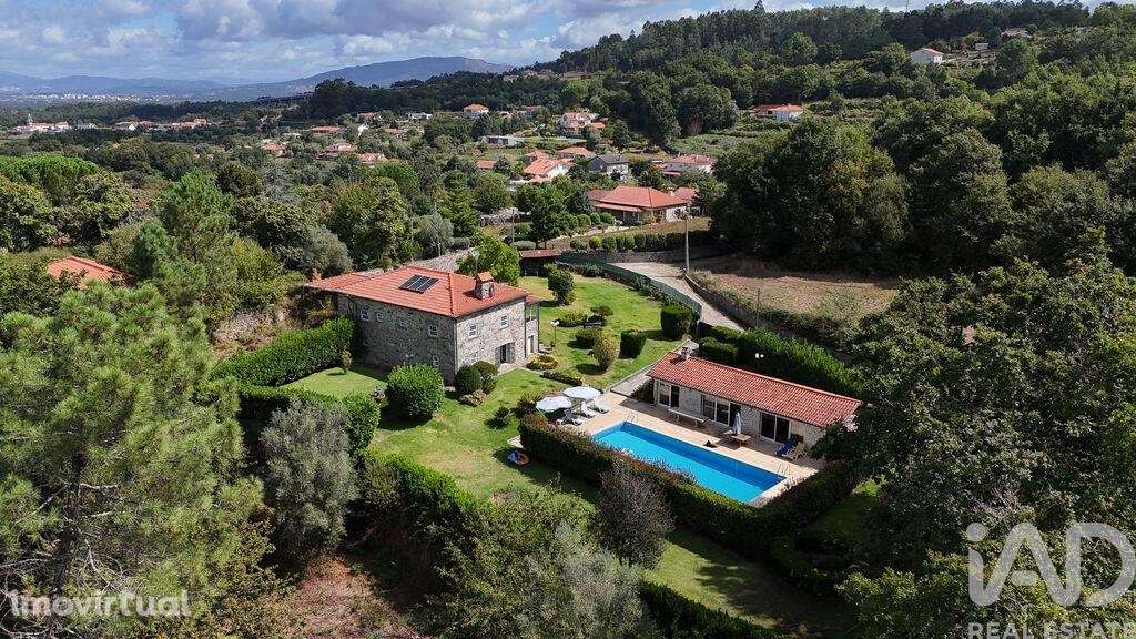 Casa / Villa T3 em Cornes de 309,00 m2 - Grande imagem: 3/24