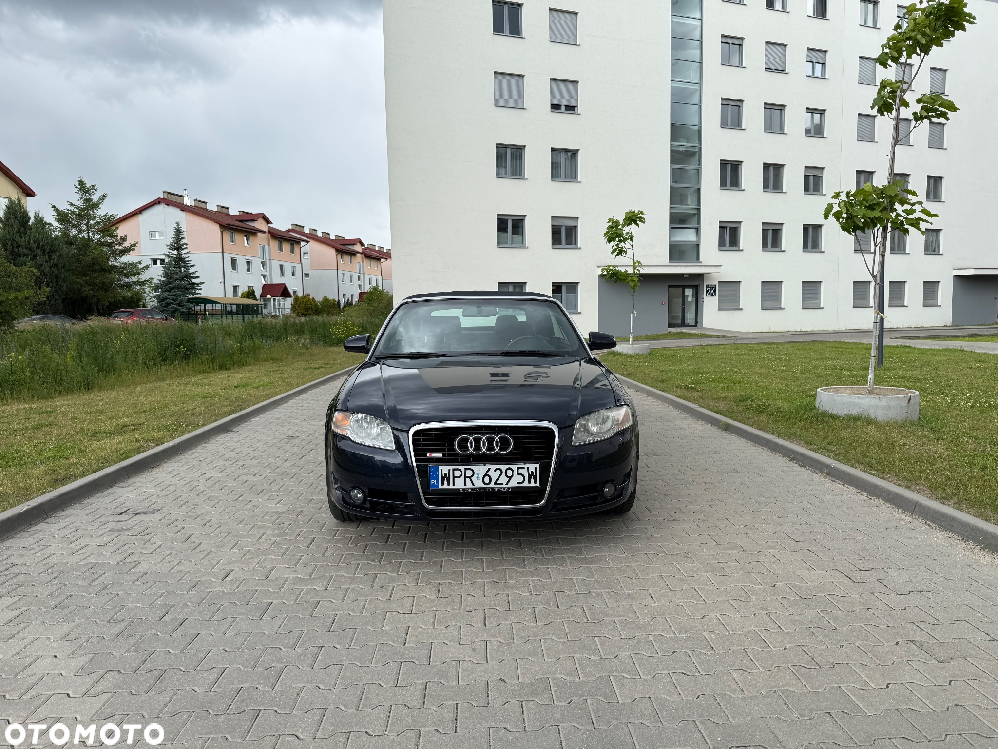 Audi A4 Cabriolet 2.0 TDI DPF - 2