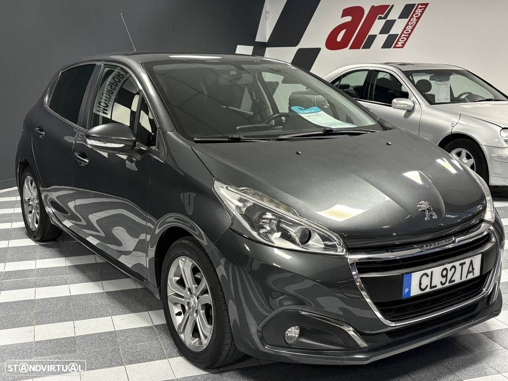 Peugeot 208 1.2 PureTech Style - 3