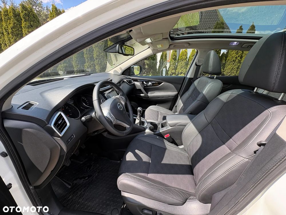 Nissan Qashqai 1.6 DIG-T Tekna+ - 10
