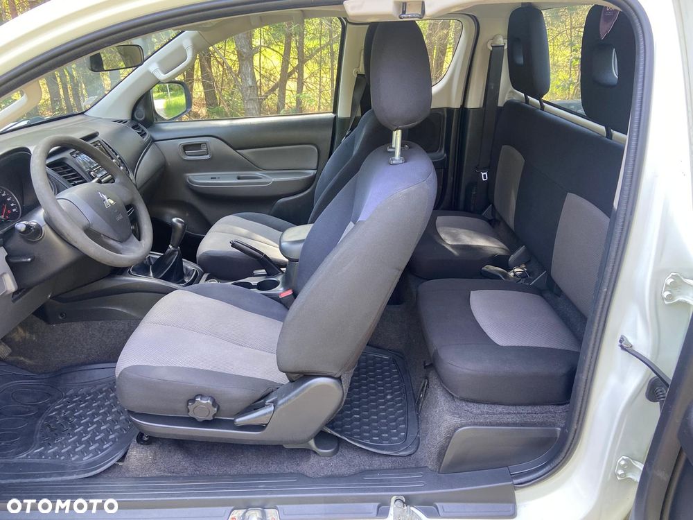 Mitsubishi L200 Pick Up 4x4 S&S Double Cab Basis - 15