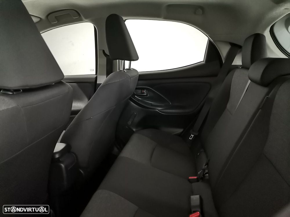 Toyota Yaris 1.5 HDF Comfort Plus - 12
