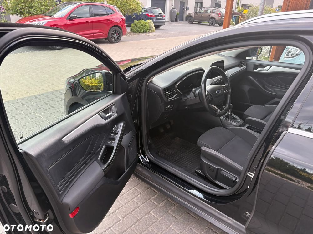Ford Focus 1.5 EcoBlue Connected - 11