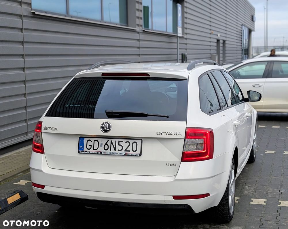 Skoda Octavia 2.0 TDI 4x4 Ambition - 10