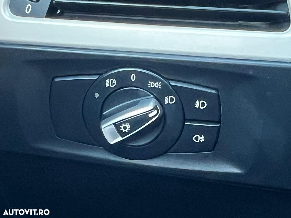 BMW Seria 3 320d DPF - 13