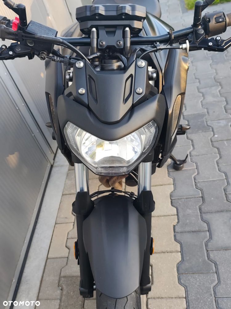 Yamaha MT - 7