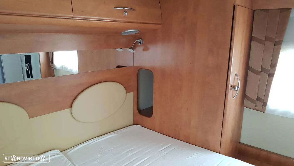 Carthago Chic Line cama central - 15