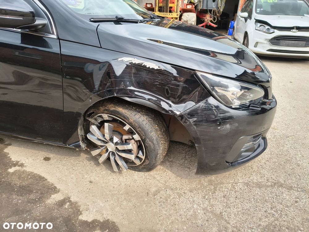 Peugeot 308 - 4