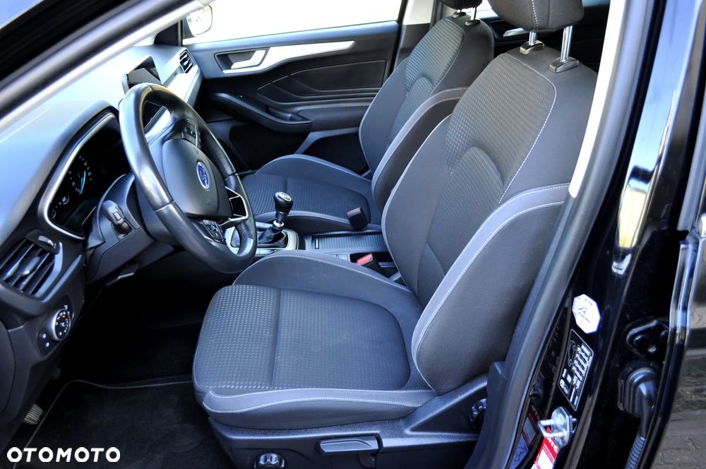 Ford Focus - 20