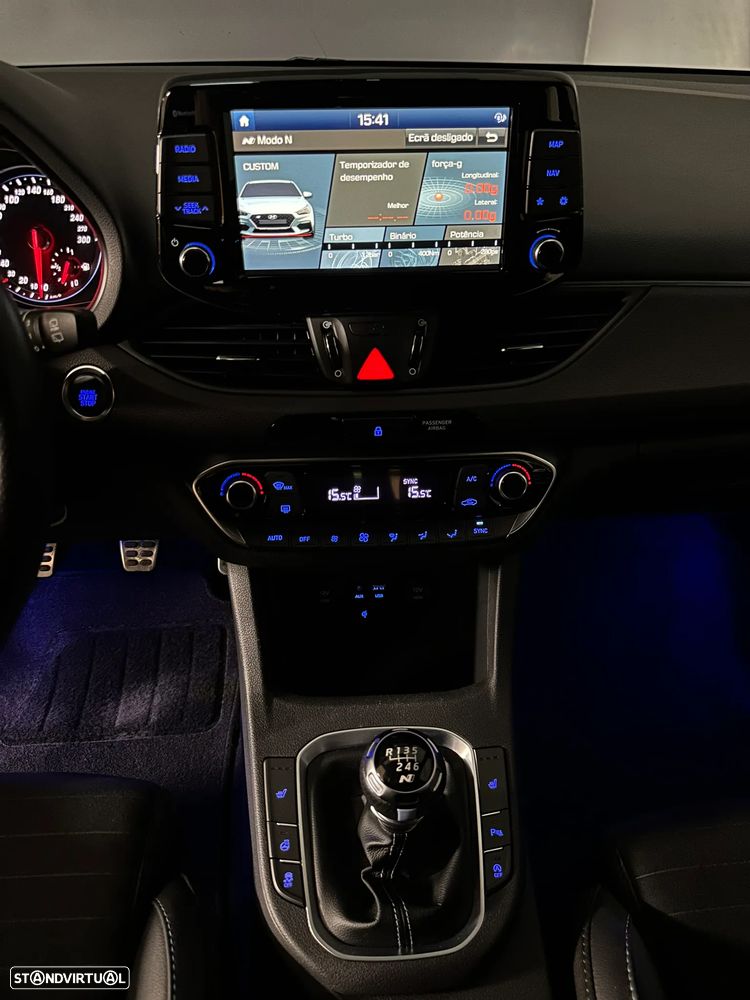Hyundai i30 N 2.0 T-GDi Pack Performance - 16