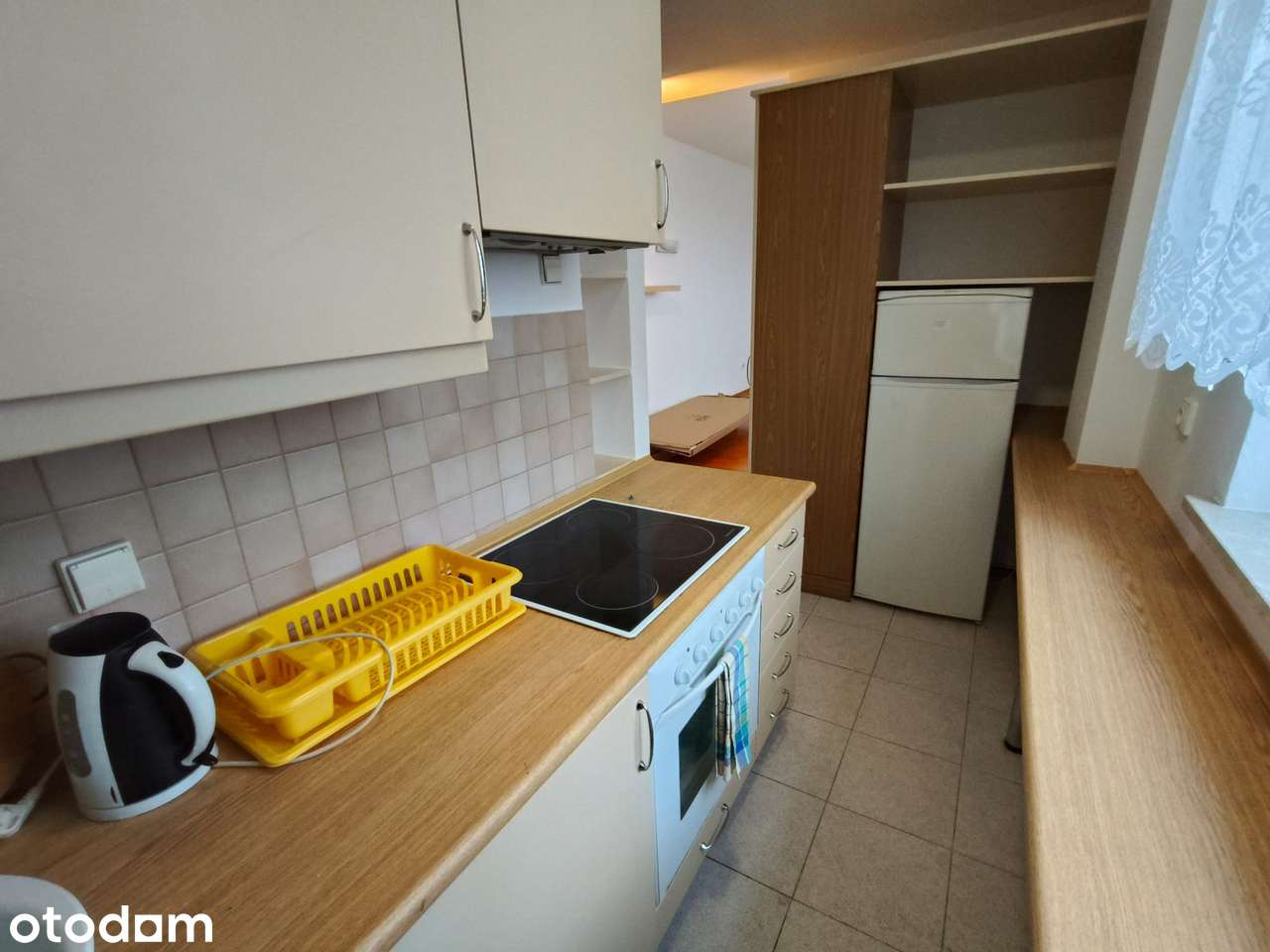**Przestronne 2 pokoje Metro Wierzbno / Spacious 1-bed**