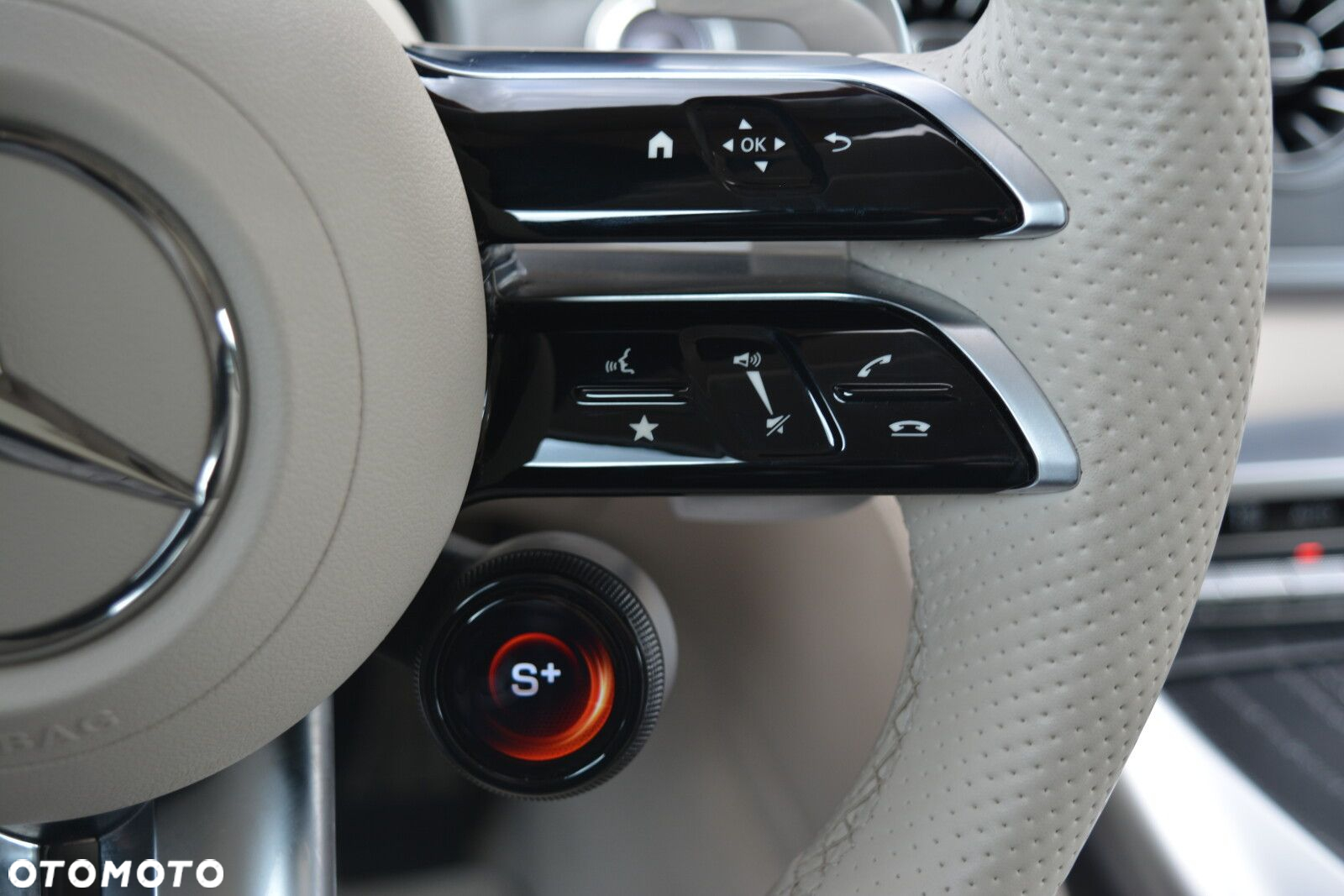 Mercedes-Benz AMG GT 43 4-Matic+ - 22