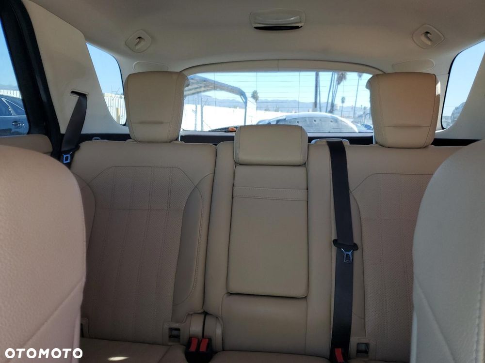 Mercedes-Benz GLE - 11