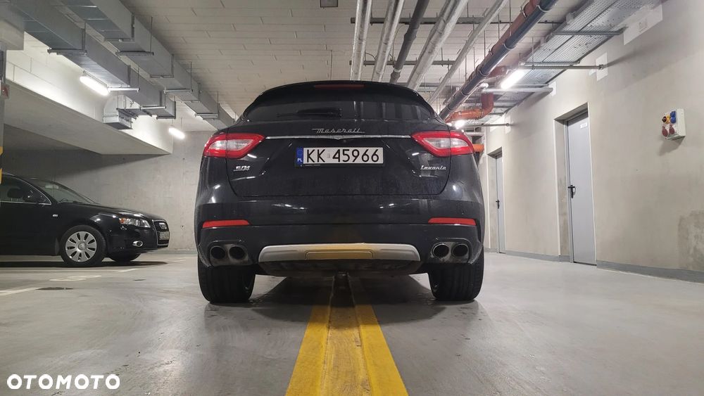 Maserati Levante S Granlusso - 9