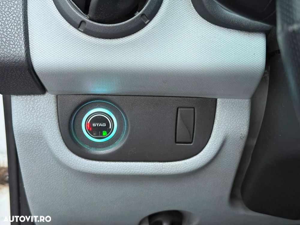 Dacia Logan 1.2 75CP Acces - 8
