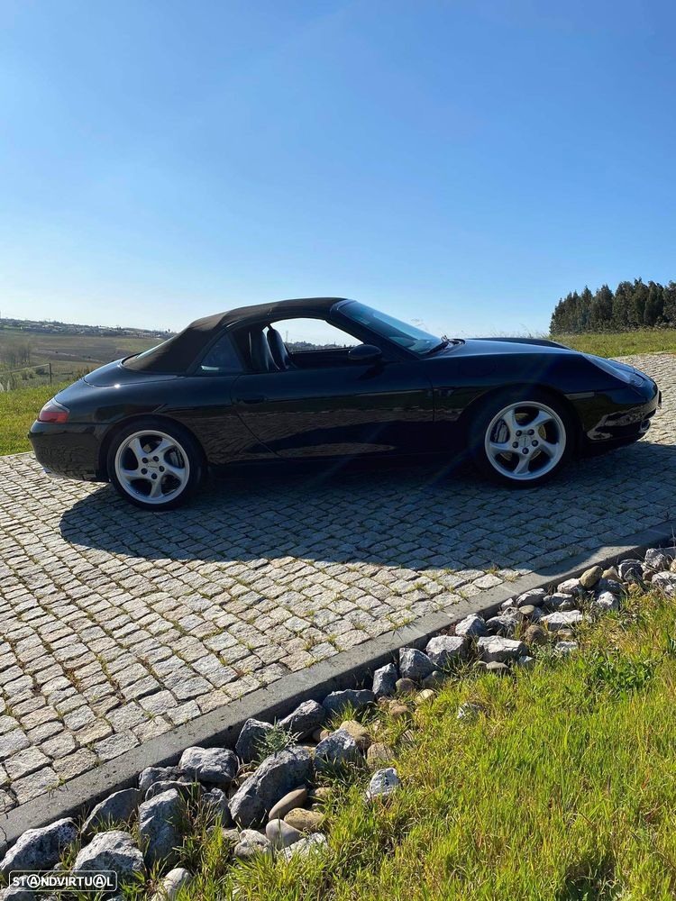 Porsche 911 Série F - 6