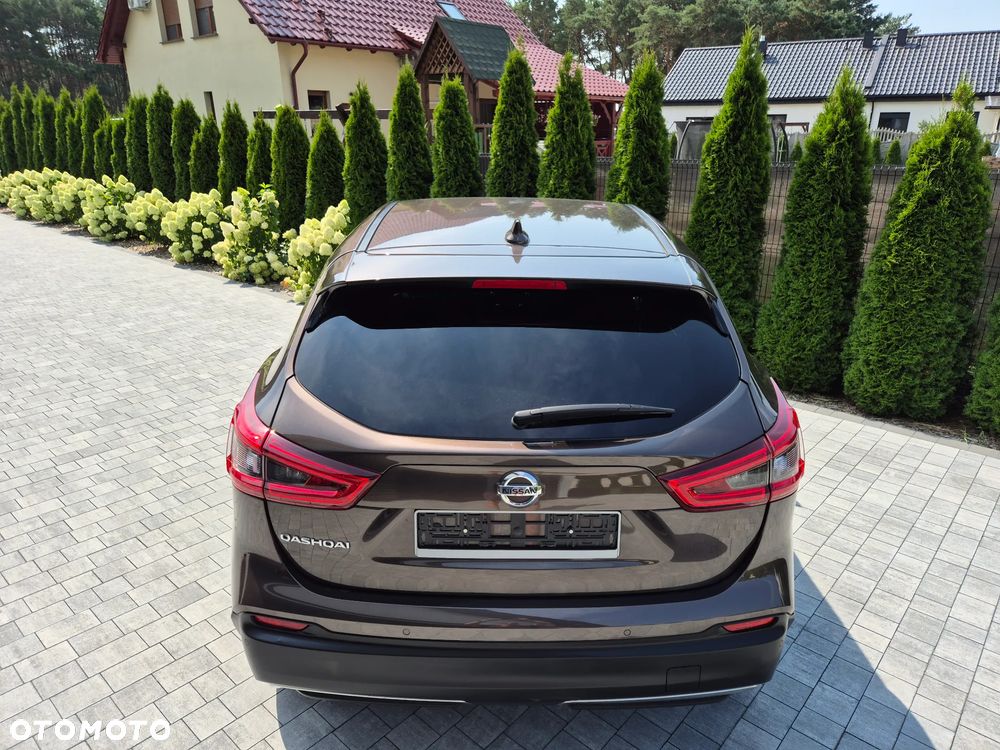 Nissan Qashqai 1.3 DIG-T Tekna+ - 10