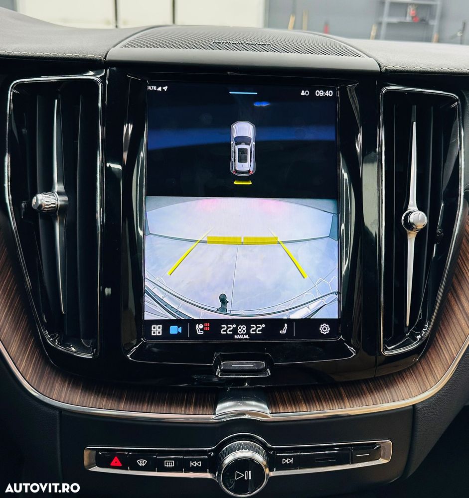 Volvo XC 60 B4 D Plus Bright - 29