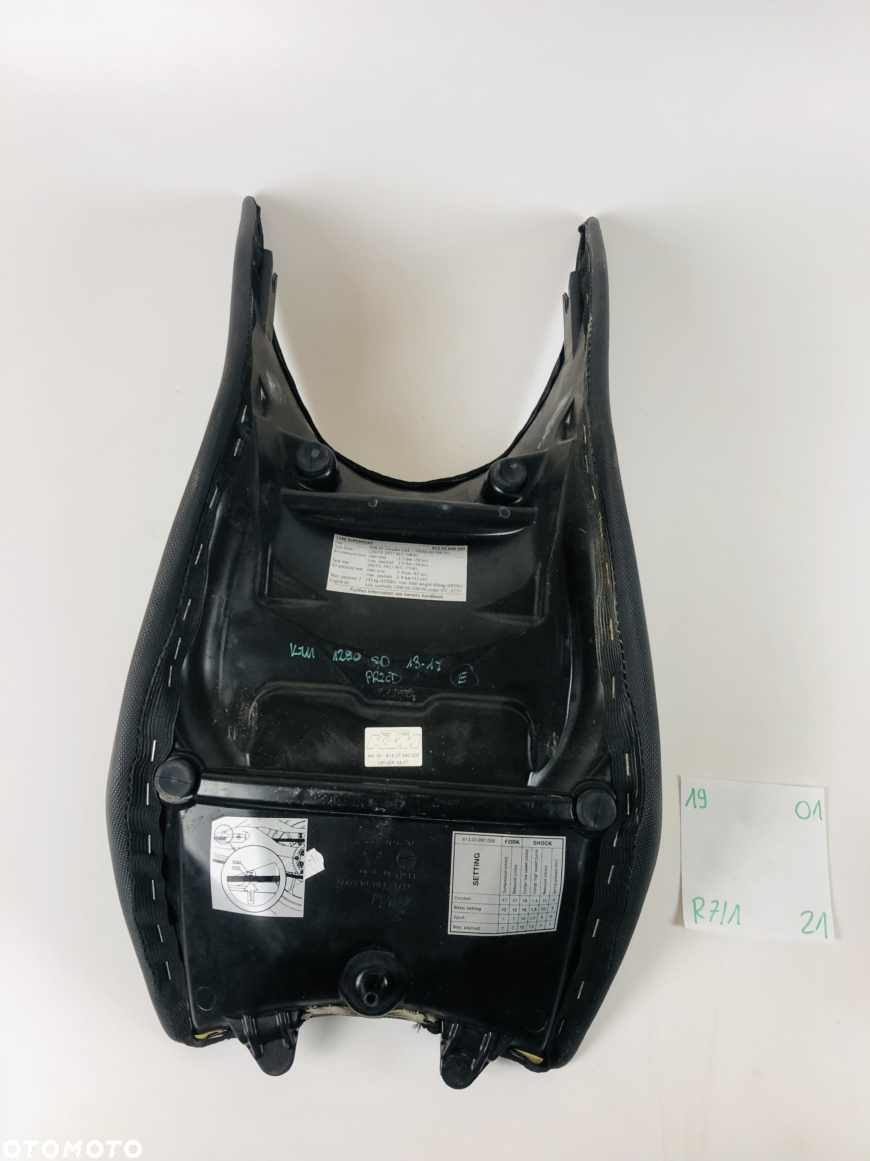 KTM Super Duke 1290 13-17 siedzenie kierowcy przód - 10