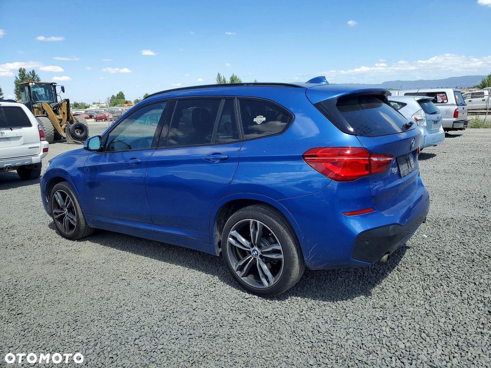 BMW X1 xDrive25i M Sport - 4
