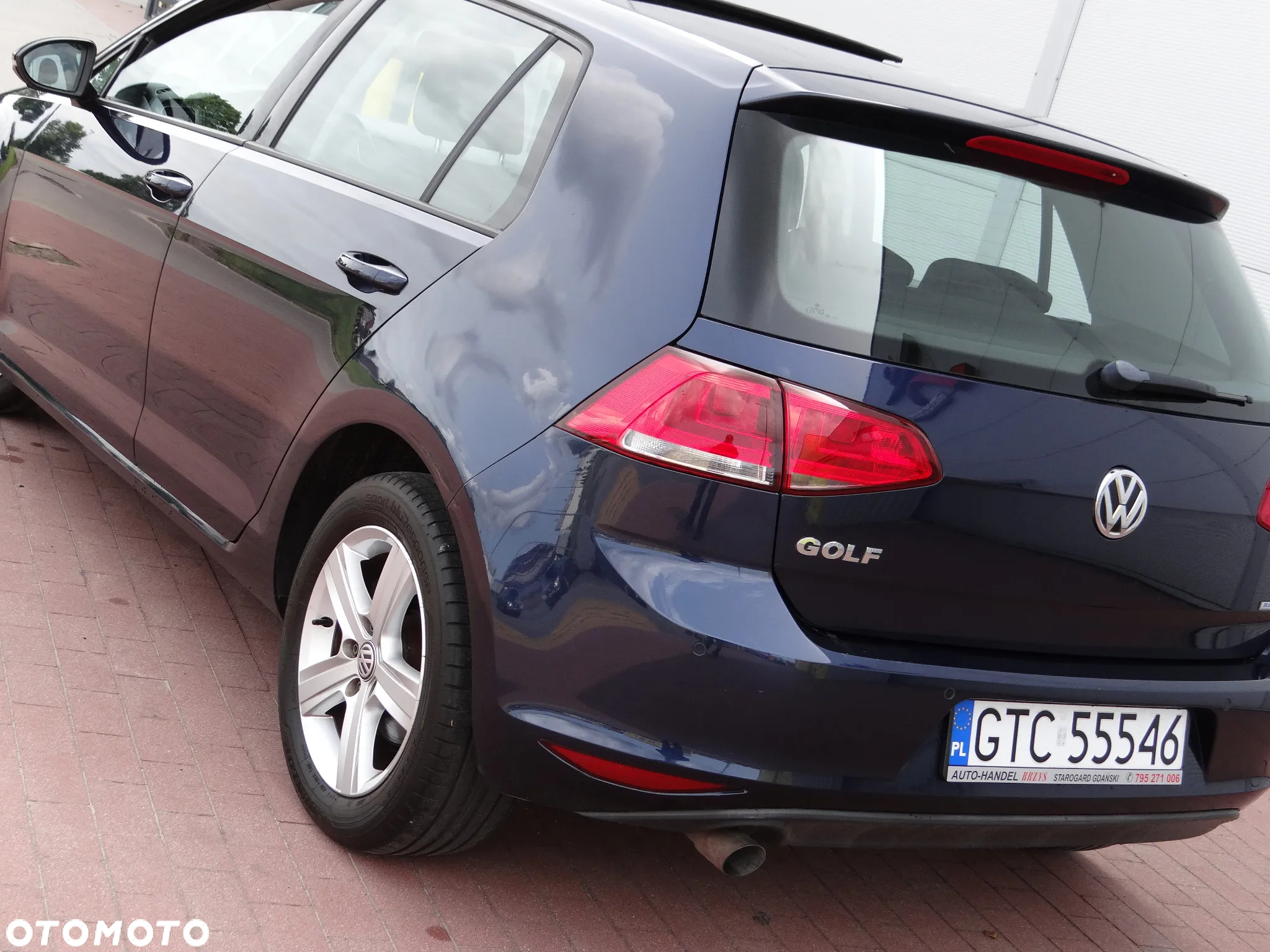 Volkswagen Golf - 24