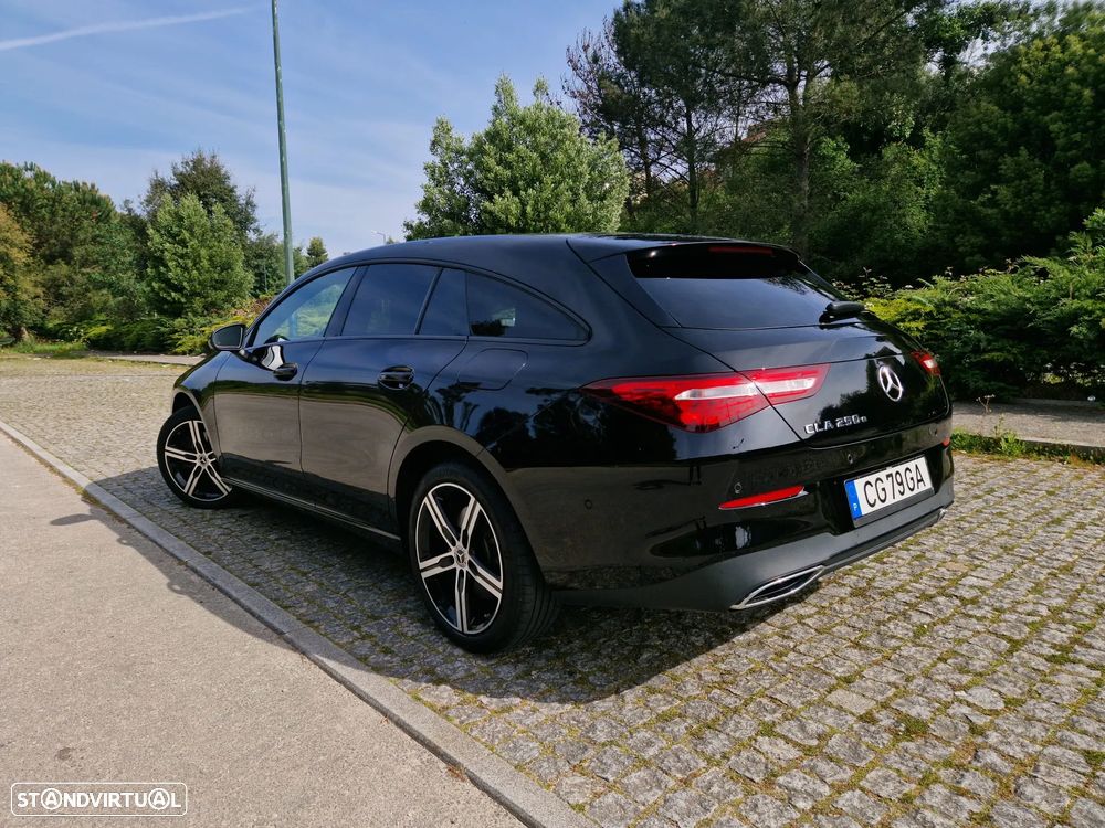Mercedes-Benz CLA 250 e 8G-DCT Progressive Line Advanced - 1