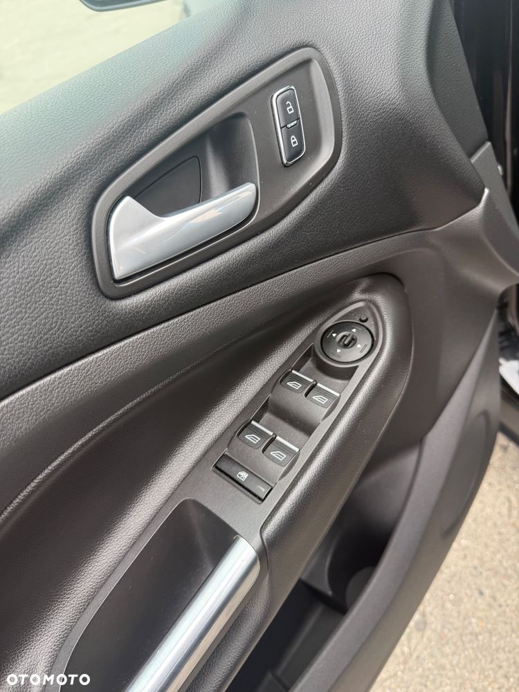 Ford Kuga 1.5 EcoBoost FWD Trend ASS - 16