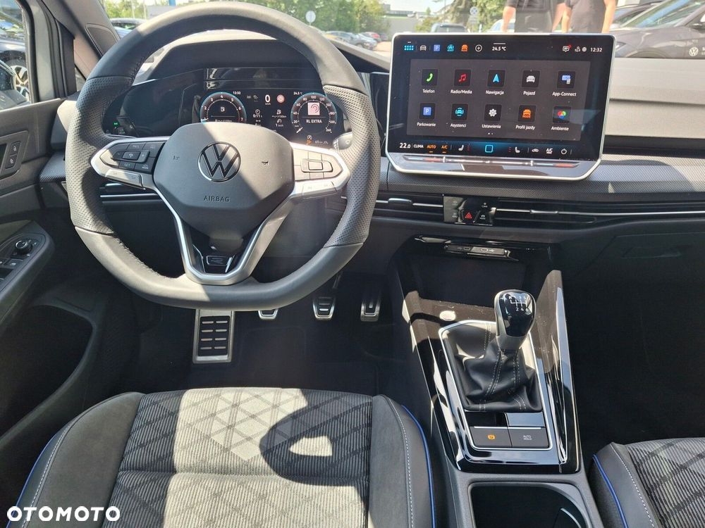 Volkswagen Golf 1.5 TSI R-Line Plus - 24