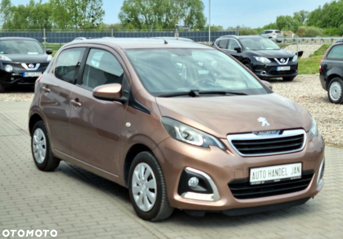 Peugeot 108 - 12